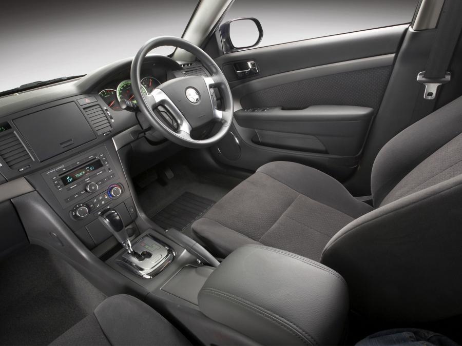  Holden Epica 2008 года  (фото 10 из 14)